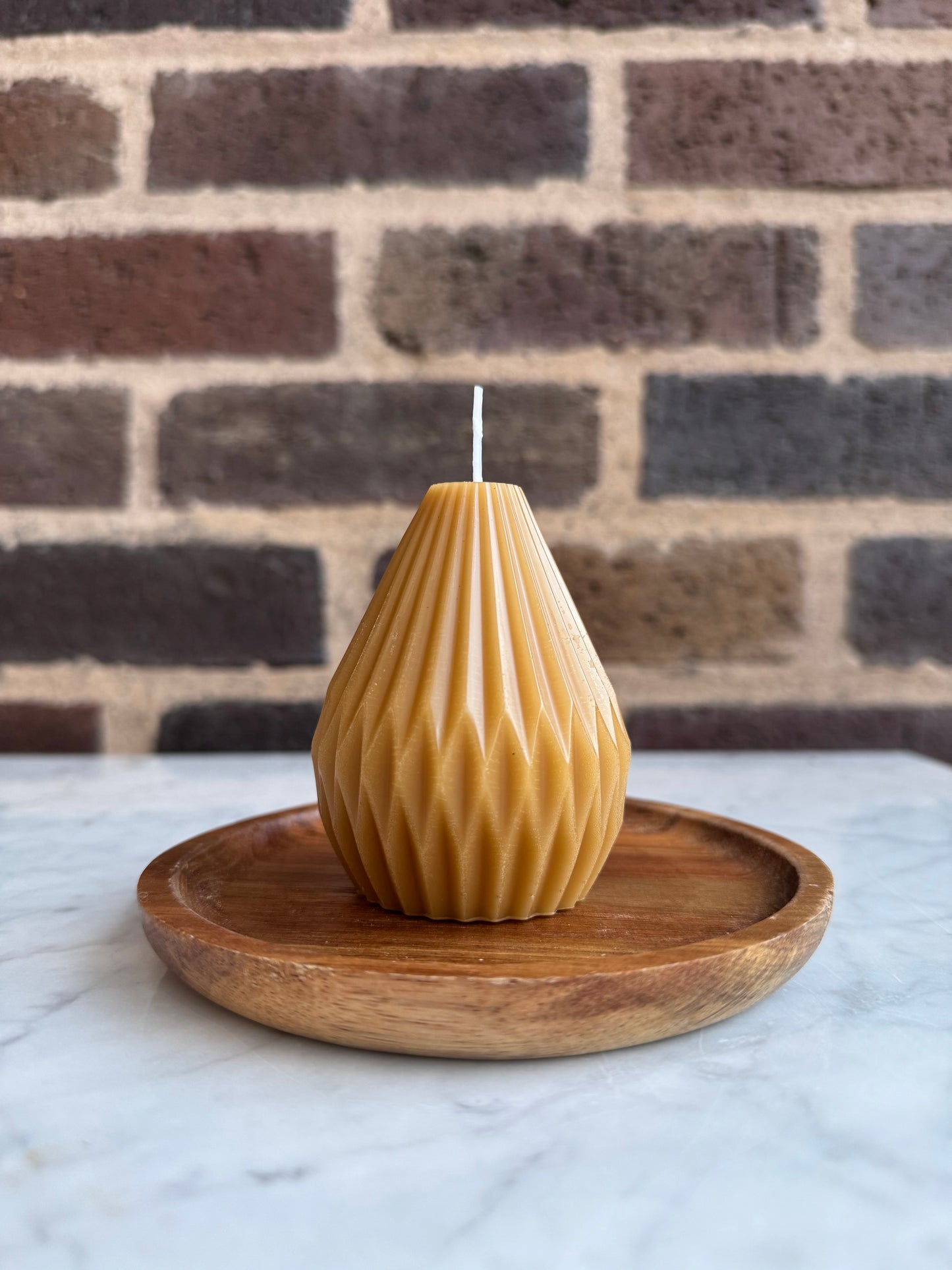 Pure Beeswax Candle - Modern Pear